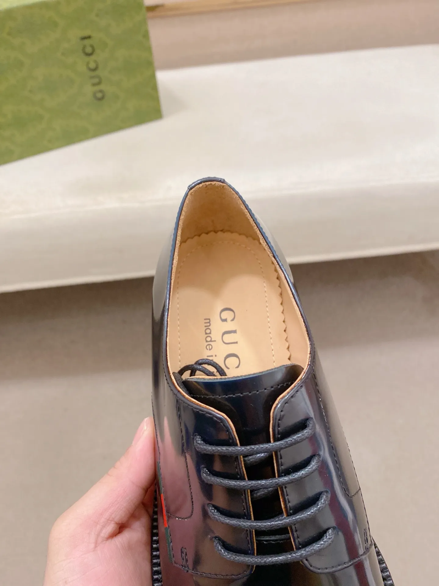 Men's shoes 💰: 520💰 (GUCCI) new series ss hot new products 💢 💠 Casual leather shoes 👞, first layer of cowhide, upper hardware buckles and logo on the sides of the shoe, brand logo on the insole and sole 💠 💎Upper: 100% cowhide 💎Inner: cowhide/100% 💎Feet: cowhide/100% 💎Sole: rubber/100% 💎SIZE: 38 39 40 41 42 43 44 Can be customized 45